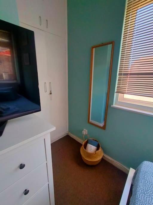 Best Location 2 Bed2 Bath W/Lift In Town! Gibraltar Luaran gambar