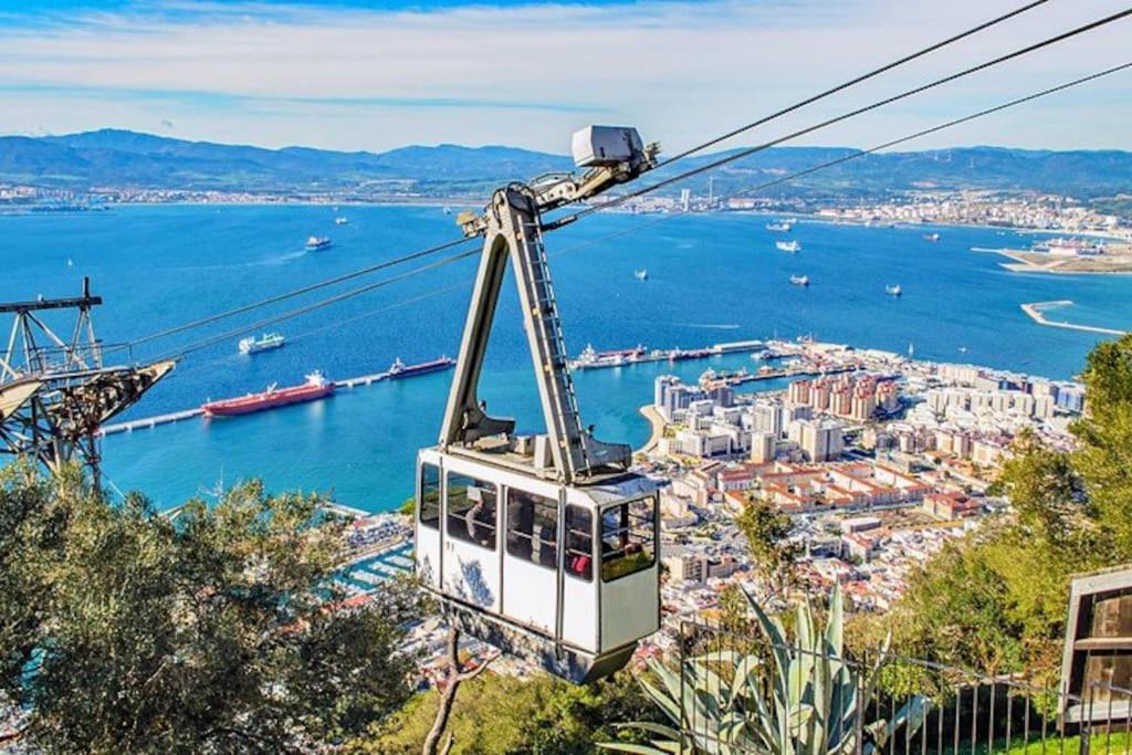 Best Location 2 Bed2 Bath W/Lift In Town! Gibraltar Luaran gambar