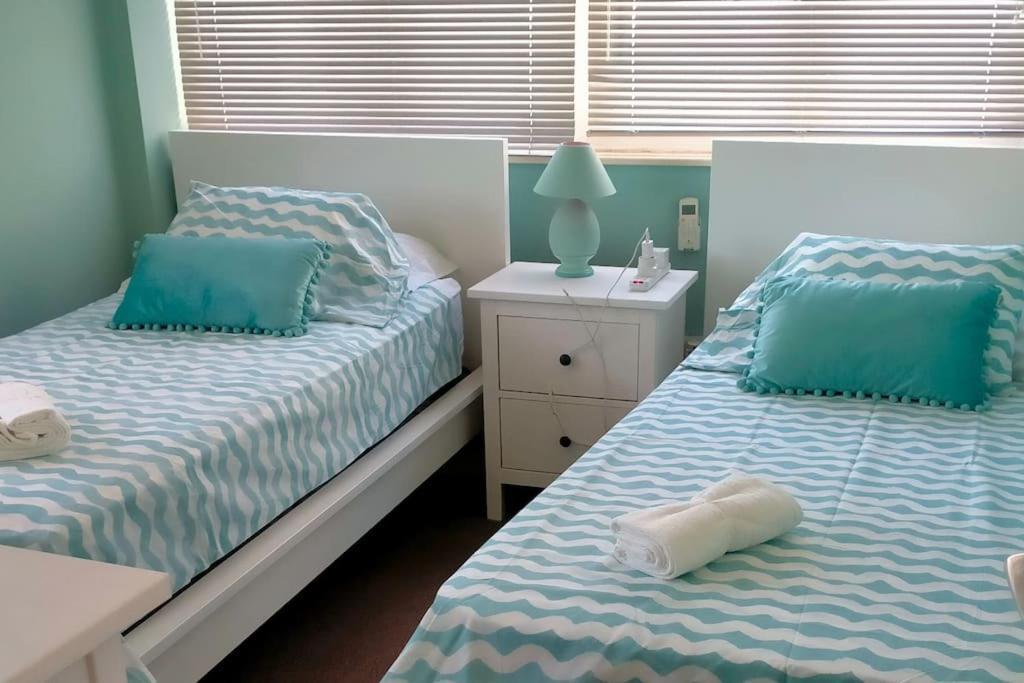 Best Location 2 Bed2 Bath W/Lift In Town! Gibraltar Luaran gambar
