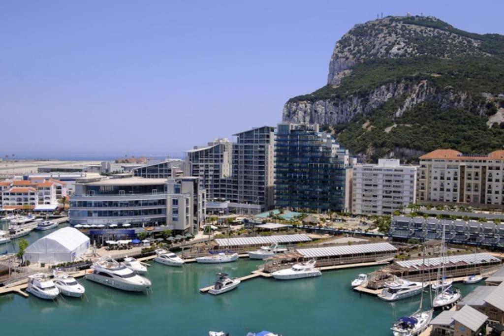 Best Location 2 Bed2 Bath W/Lift In Town! Gibraltar Luaran gambar