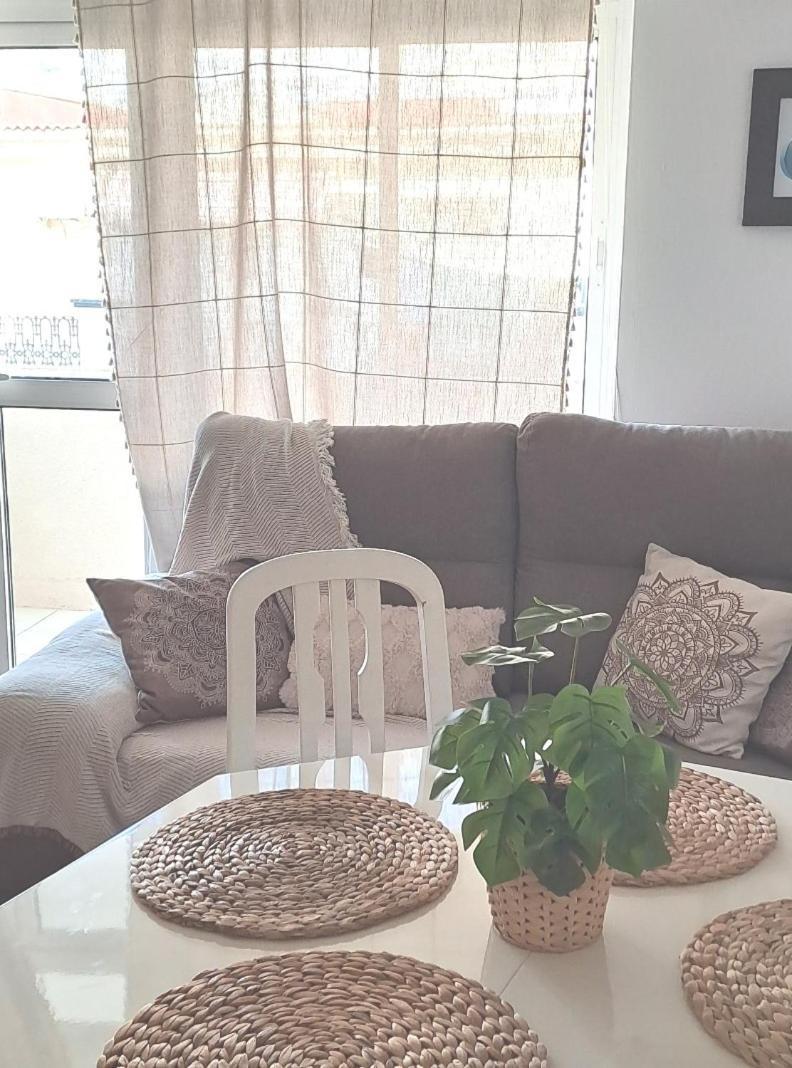 Best Location 2 Bed2 Bath W/Lift In Town! Gibraltar Luaran gambar